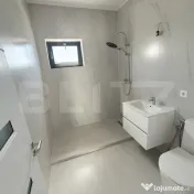 Casa parter, 65 mp utili, 220 mp teren, zona Damila 
