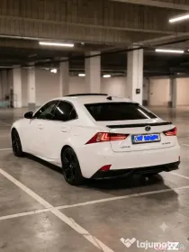 LEXUS IS 300H LUXURY ,,Mark Levinson,scaune ventilate,perdeluta electrica,v