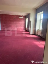 Spațiu comercial de închiriat în Gherla , curte privată, 