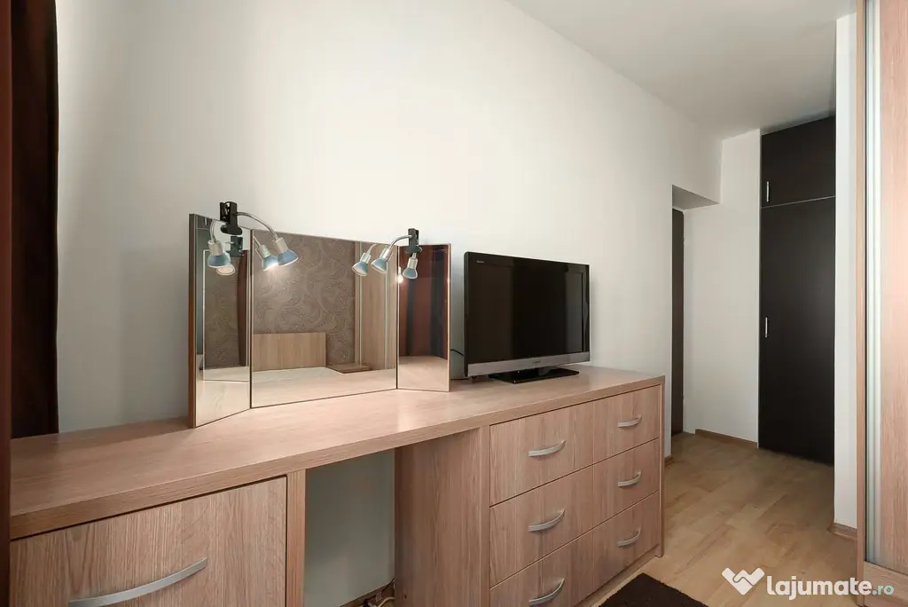 Apartament 2 camere, centrală proprie și metrou la cât...