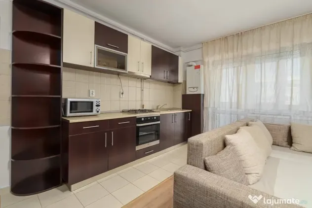 Apartament 2 camere, centrală proprie și metrou la cât...