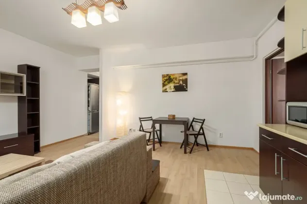 Apartament 2 camere, centrală proprie și metrou la cât...