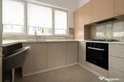 Apartament 2 camere – Vanzare - Mobilat cu Designer –...