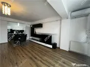 Apartament 3 camere 2 balcoane etaj intermediar zona Doamna 