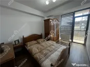 Apartament 3 camere 2 balcoane etaj intermediar zona Doamna 