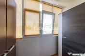 Apartament gata de mutat cu 2 camere si parcare inclusa ?... 