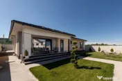 Casă de vânzare exclusivistă în Titesti, Arges 