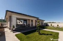 Casă de vânzare exclusivistă în Titesti, Arges