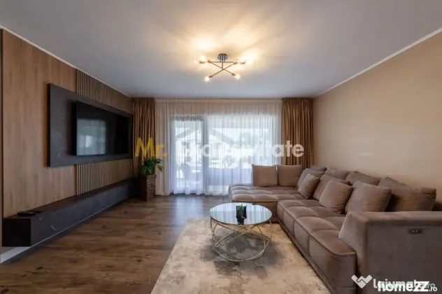 Casă de vânzare exclusivistă în Titesti, Arges