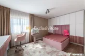 Casă de vânzare exclusivistă în Titesti, Arges 