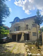 Zona Sigma - casa cu 6 parcari si gradina