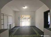 Zona Sigma - casa cu 6 parcari si gradina 