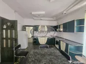 Zona Sigma - casa cu 6 parcari si gradina 