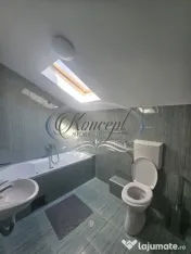 Zona Sigma - casa cu 6 parcari si gradina 