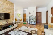 Apartament 3 camere la parter, cu gradina proprie, Otopeni 