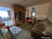 Casă cu două corpuri de clădire și grădină generoasă, 