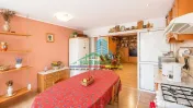 Apartament 3 camere, parter, gata de mutare 