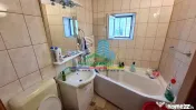 Apartament 3 camere, parter, gata de mutare