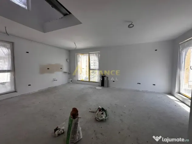 Apartament 2 camere tip duplex { Strada Biruintei }
