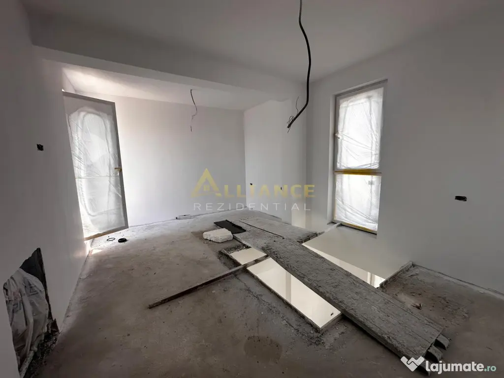 Apartament 2 camere tip duplex { Strada Biruintei }