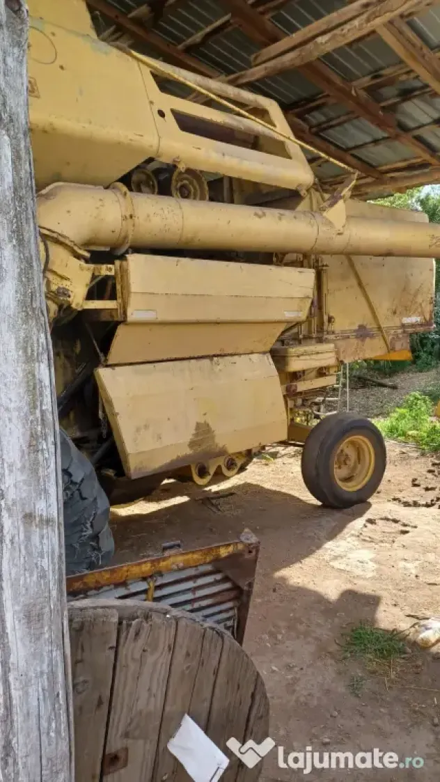 Combină agricolă New Holland Clayson S-1550