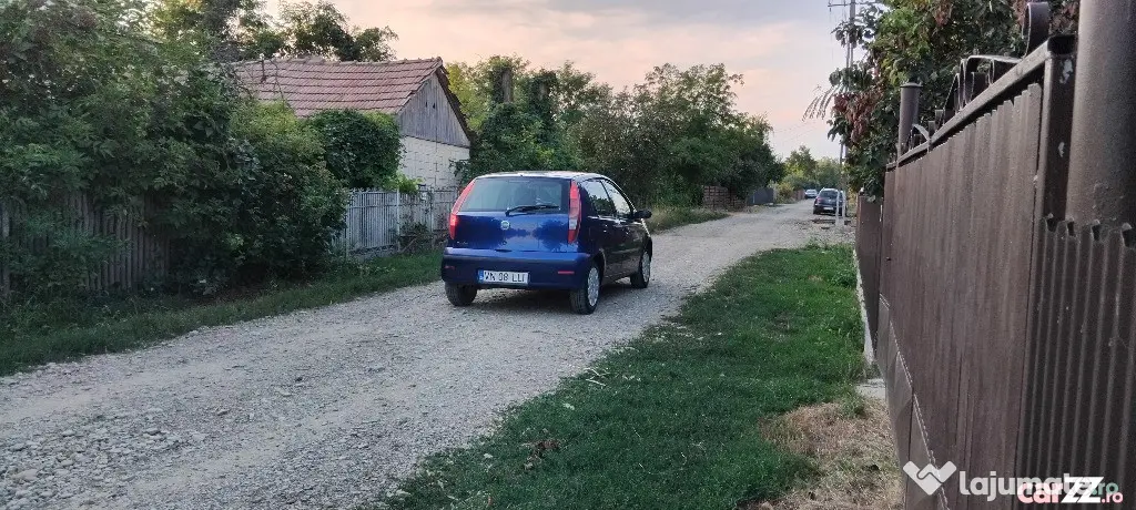 Fiat. Punto. Benzină.