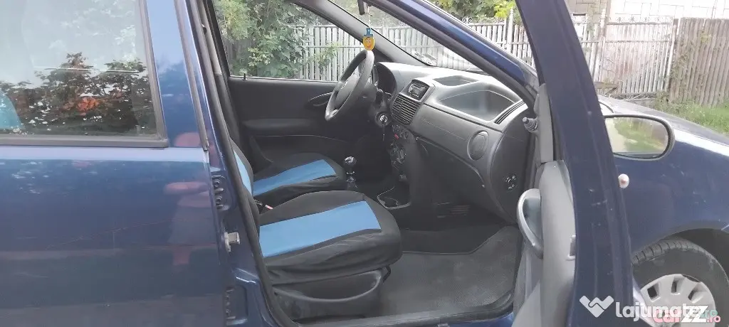 Fiat. Punto. Benzină.