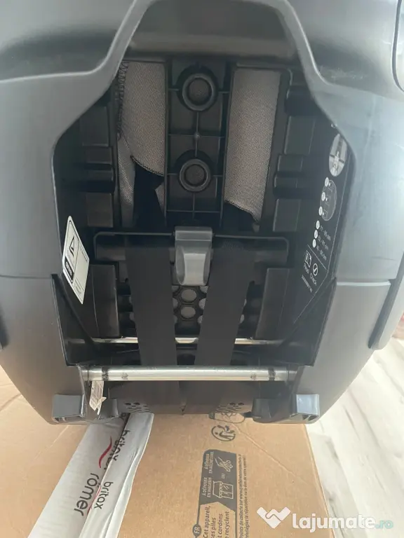 Vand scaun auto tip scoică pentru copii Britax Römer