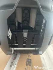 Vand scaun auto tip scoică pentru copii Britax Römer