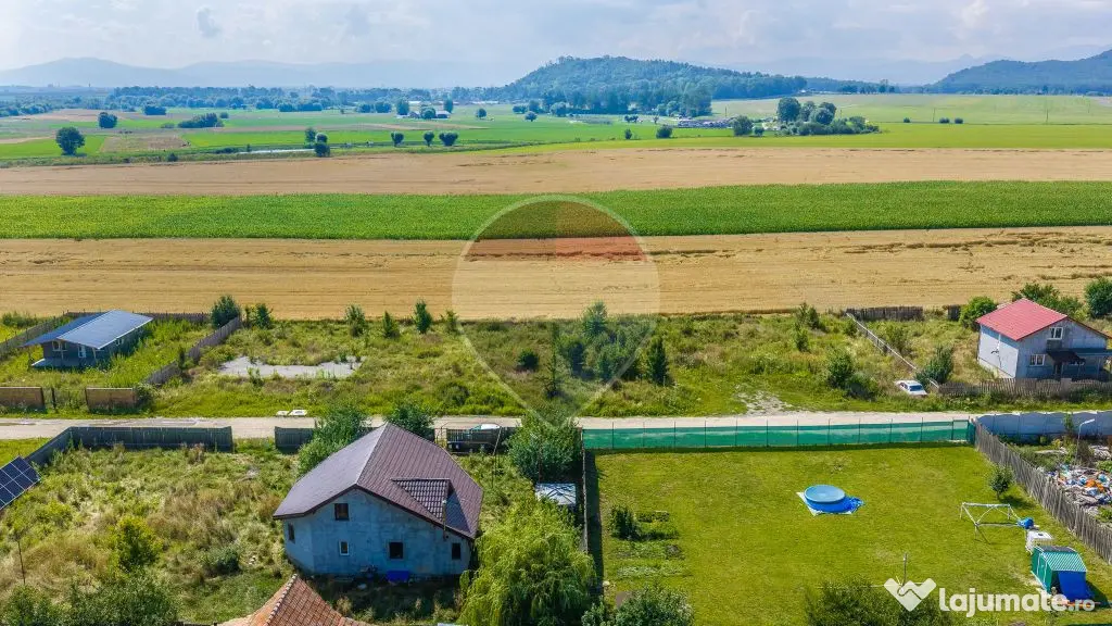 Parcele teren intra/extravilan 563 si 606 mp Bod/2 proiec...