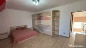 De închiriat casă cu 5 camere, în Sântandrei