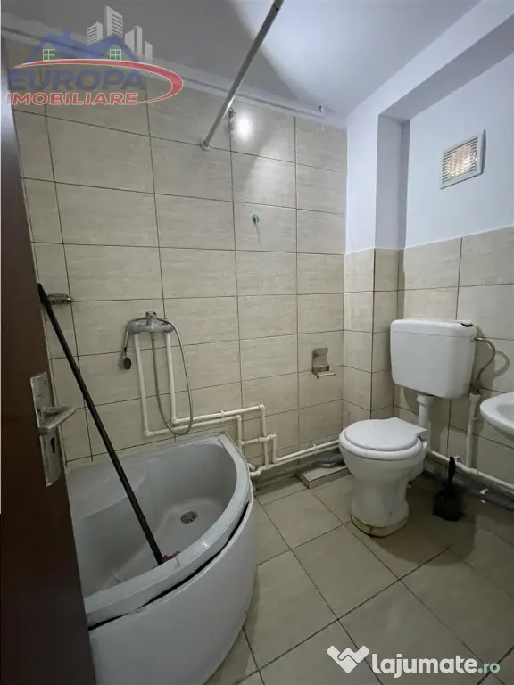 Casa tip Pensiune zona Dallas-Tulcea