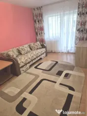 Apartament 3 camere decomandate zona Vasile Aaron 