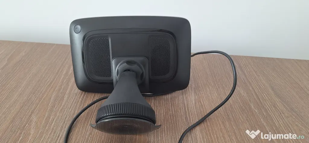 Vând GPS TomTom