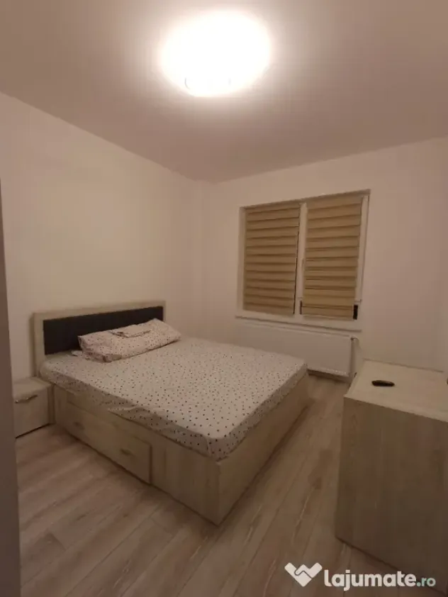 Apartament de închiriat