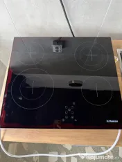 Plită vitroceramică electrică incorporabilă