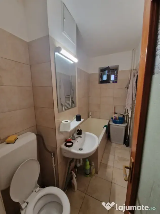 Apartament 2 camere de închiriat în zona Km 4-5, Constanț