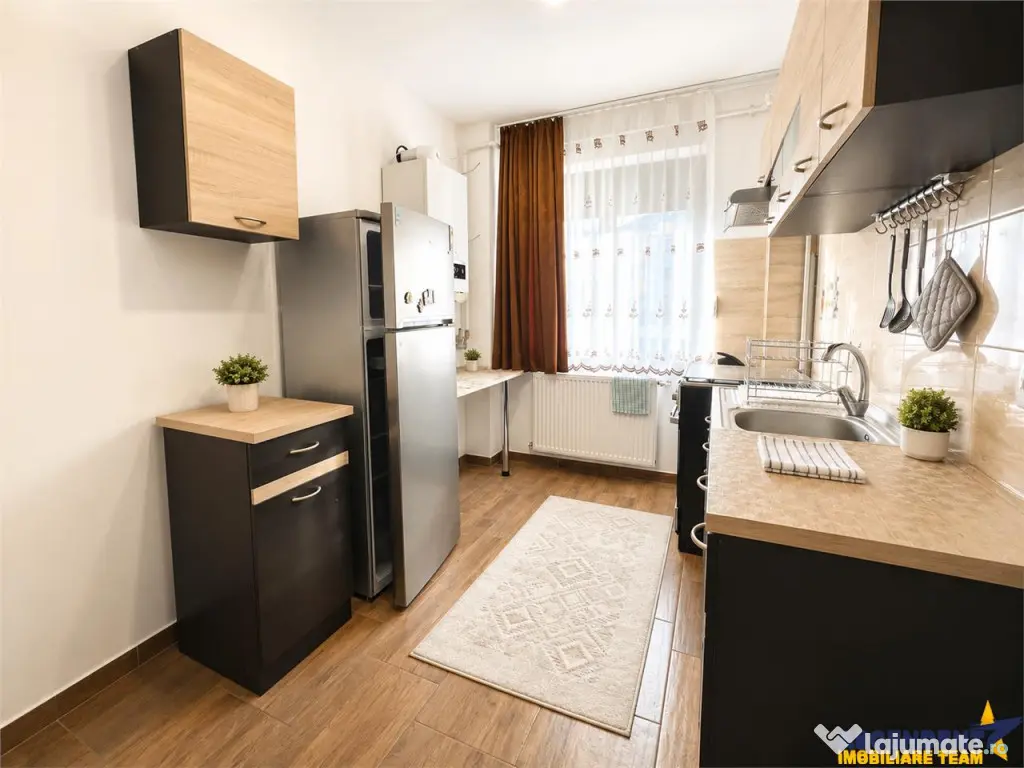 Apartament decomandat, zona Coresi, Tractorul, Brasov