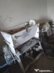 Vand masina traditionala pentru sape, zidarie, tencuieli si compresor 