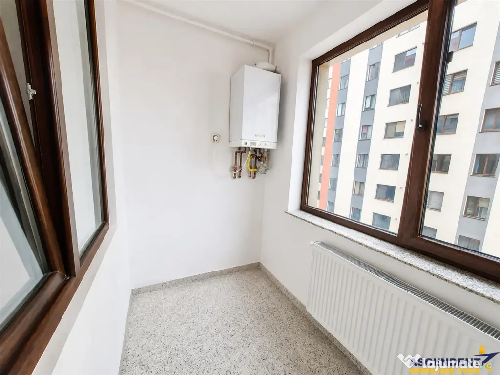 Compozitie generoasa, loc parcare, boxa, Isaran Residence, T