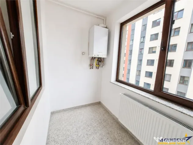 Compozitie generoasa, loc parcare, boxa, Isaran Residence, T