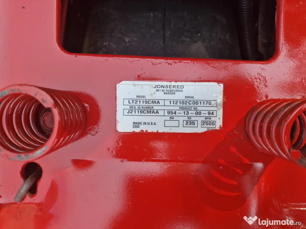 Tractoraș tuns gazon Jonsered (Husqvarna) 19 CP V-Twin