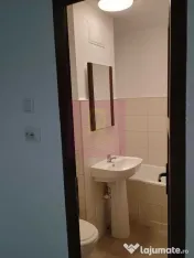 Garsonieră renovată- 33 MP LUJERULUI 