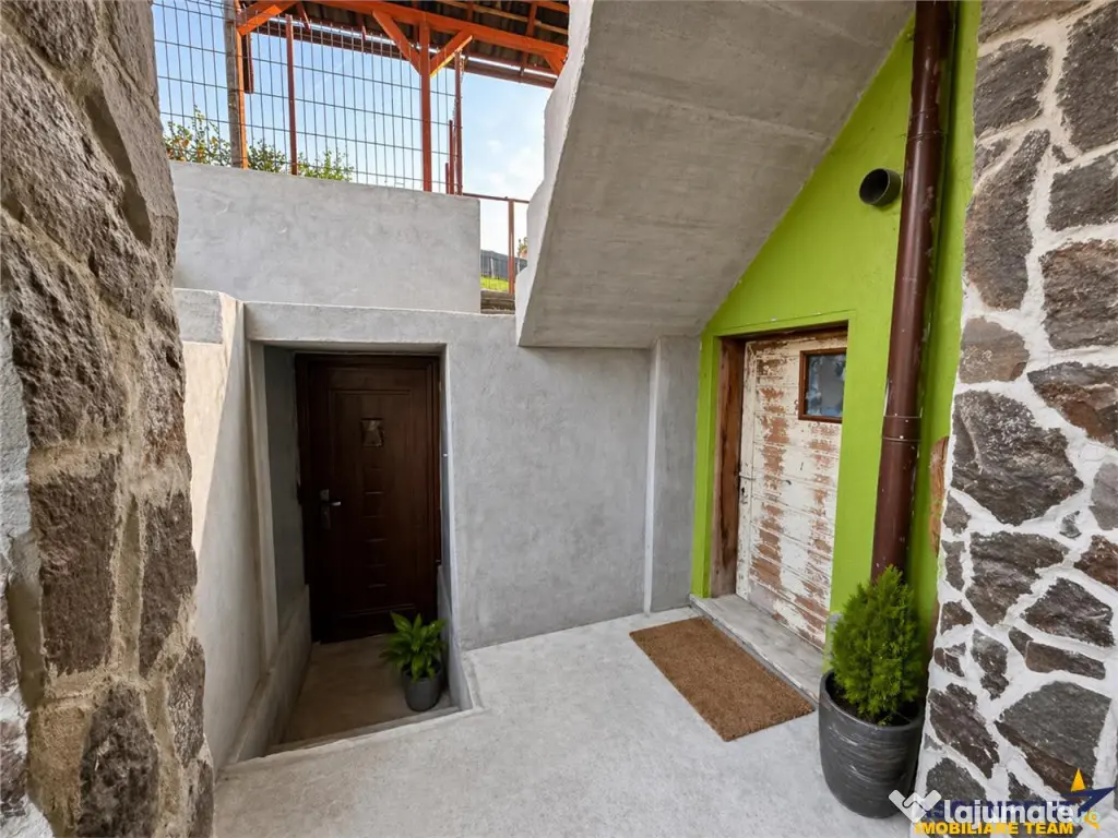 Nivel in casa cu 2 apartamente,145 mp utili teren 338mp, Gh