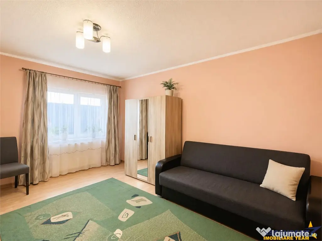 Nivel in casa cu 2 apartamente,145 mp utili teren 338mp, Gh