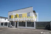 Vila de vanzare-4 camere-2 bai