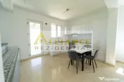 Vila de vanzare-4 camere-2 bai