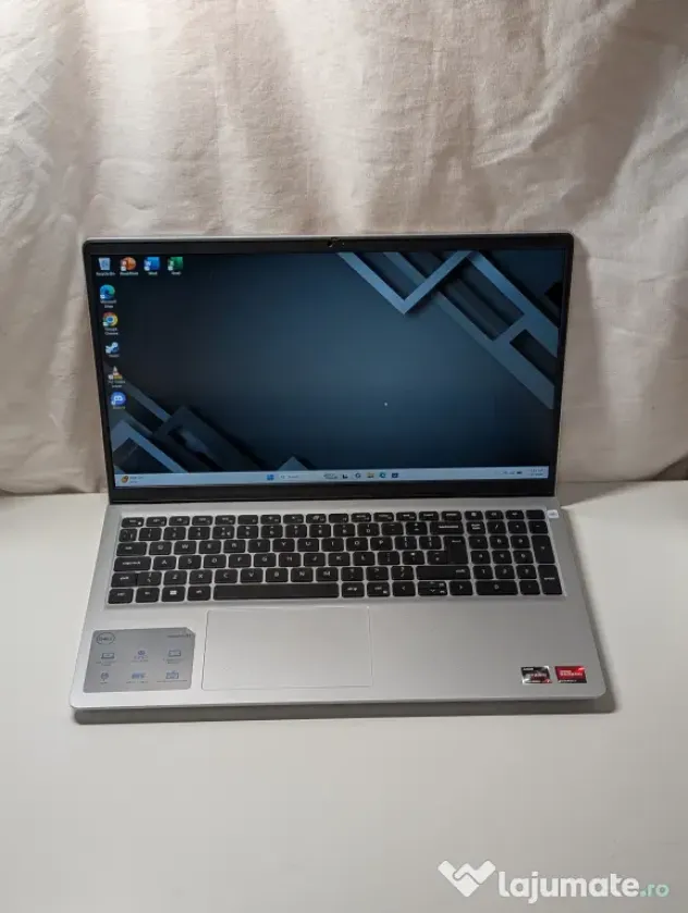 Laptop Dell Inspiron 15 3535 | AMD Ryzen 7 7730U | 16GB RAM | 256GB SSD | Office