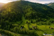 FILM!Teren 7.800mp,fosta partie de schi,investitie turistica