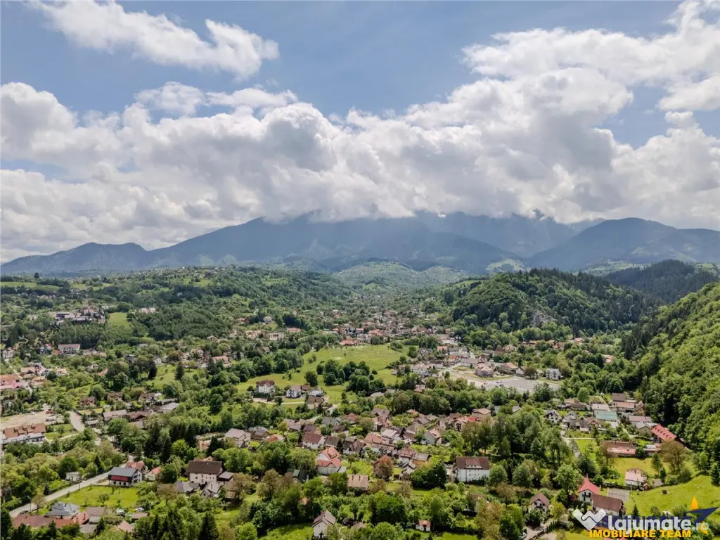 Vila 7 camere,250 mp,semineu,terase,800 mp teren,rezidential